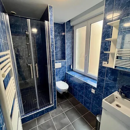 La De L'hyper Centre